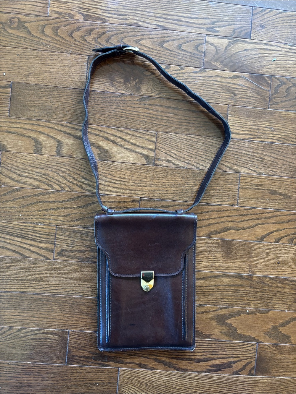 Bloomingdale’s Men's Brown Leather Crossbody Bag with Gold-Tone Hardware